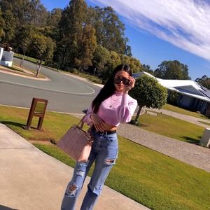 Meet your Posher, Harley